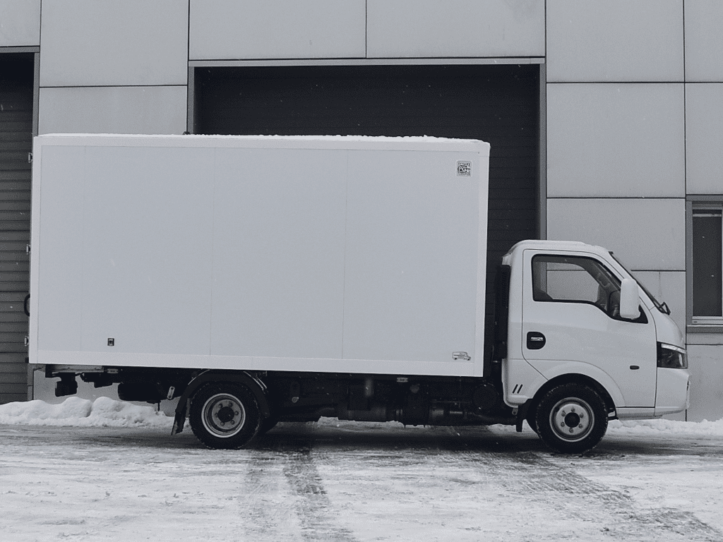 Изотермический фургон на шасси Junfeng Q35